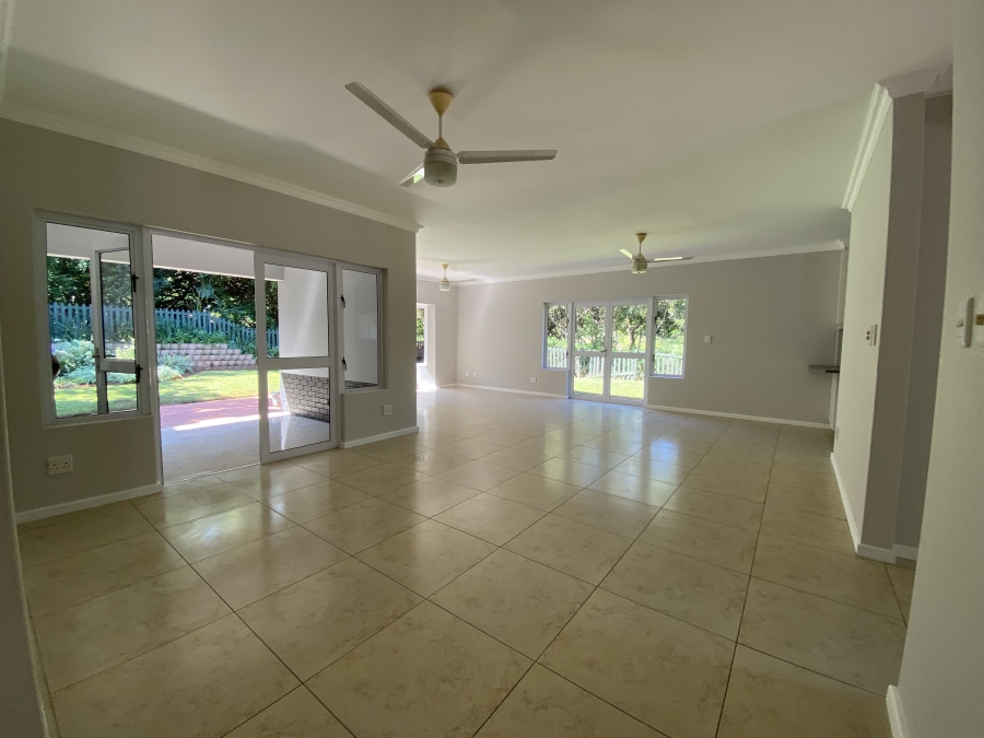 To Let 4 Bedroom Property for Rent in Beverley Hills KwaZulu-Natal