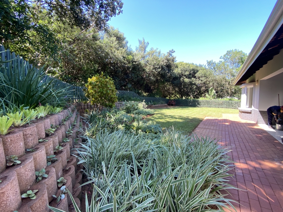 To Let 4 Bedroom Property for Rent in Beverley Hills KwaZulu-Natal