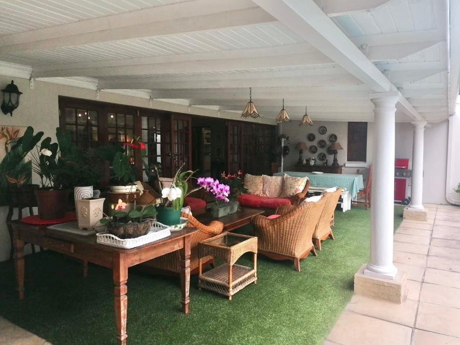 5 Bedroom Property for Sale in Shortens Country Estate KwaZulu-Natal