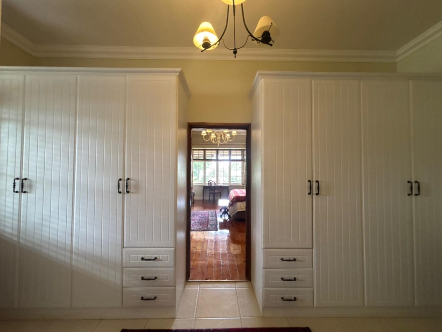 5 Bedroom Property for Sale in Shortens Country Estate KwaZulu-Natal