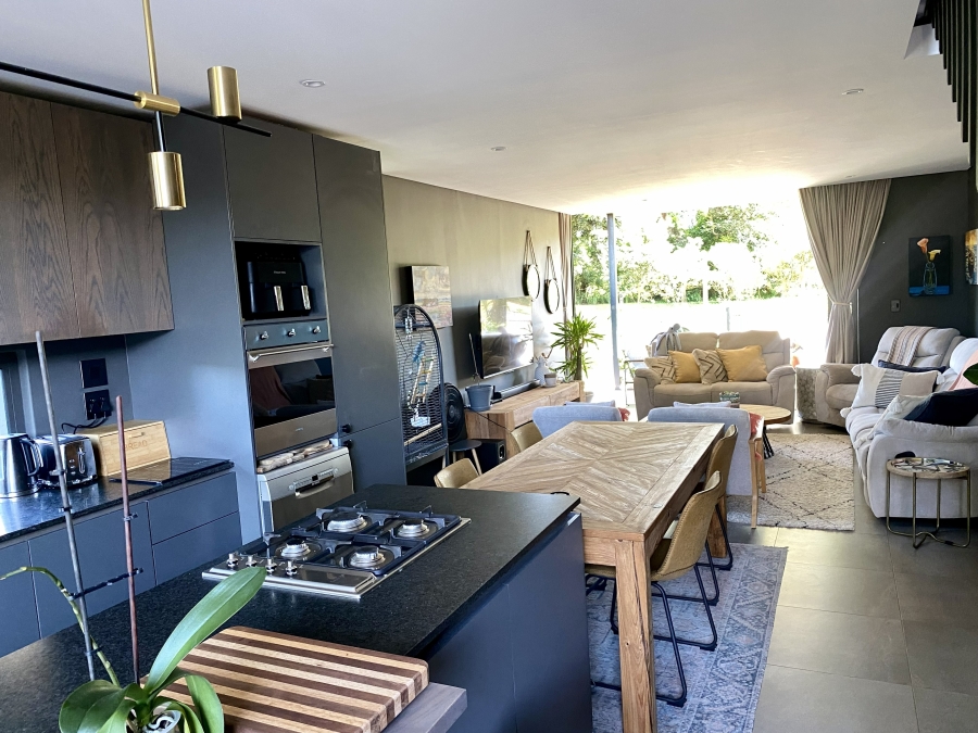 3 Bedroom Property for Sale in Sheffield Beach KwaZulu-Natal