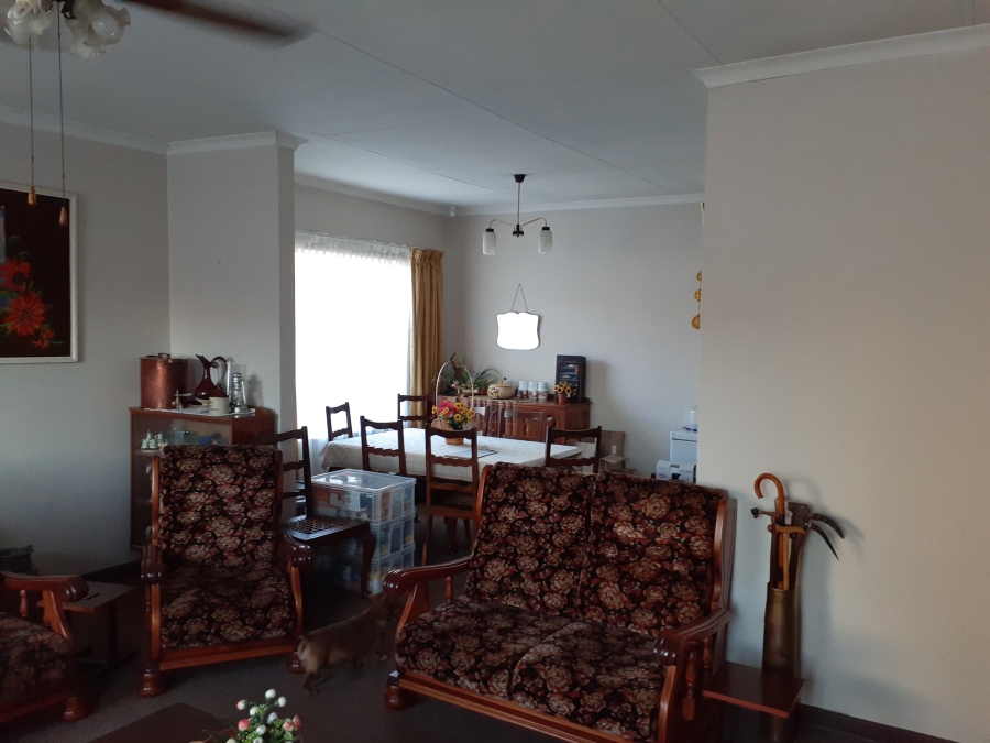 3 Bedroom Property for Sale in Sunnyridge KwaZulu-Natal