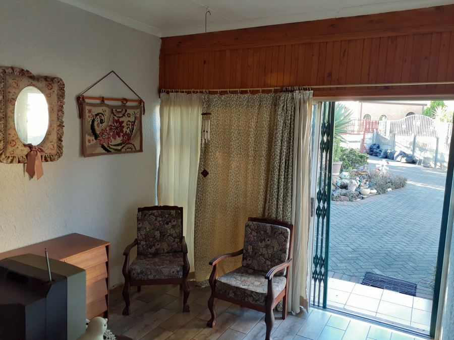 3 Bedroom Property for Sale in Sunnyridge KwaZulu-Natal