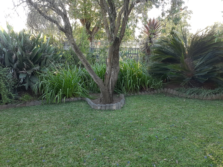 3 Bedroom Property for Sale in Sunnyridge KwaZulu-Natal