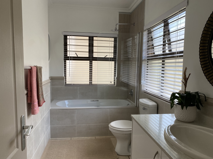 3 Bedroom Property for Sale in Seaward Estate KwaZulu-Natal