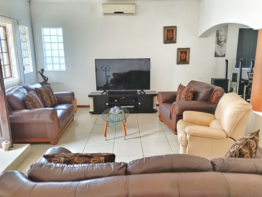 To Let 3 Bedroom Property for Rent in Birdswood KwaZulu-Natal