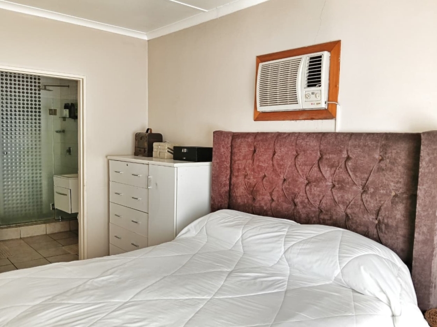 To Let 3 Bedroom Property for Rent in Birdswood KwaZulu-Natal