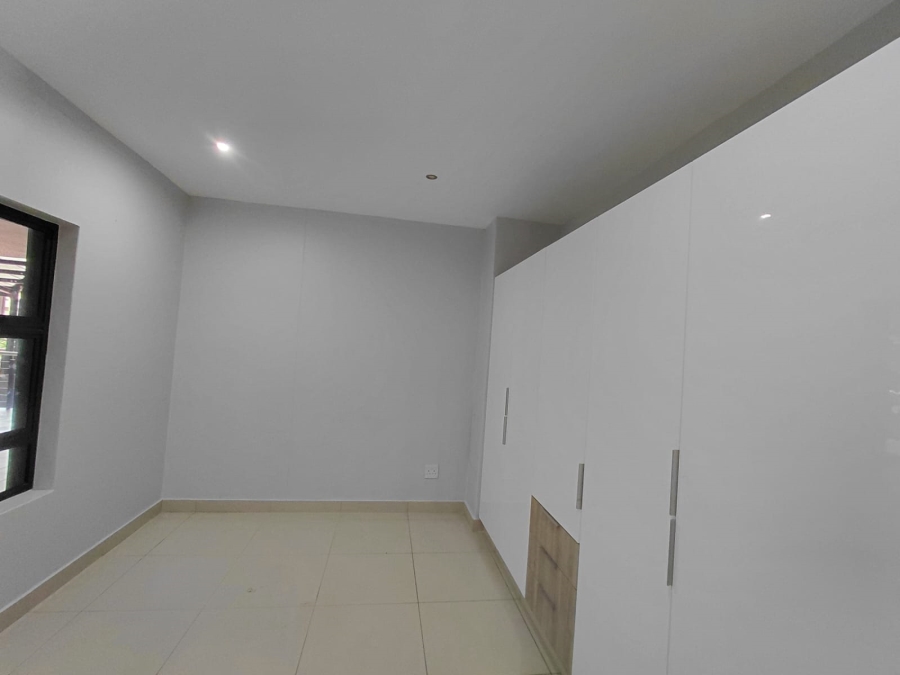 To Let 3 Bedroom Property for Rent in Umhlanga Ridge KwaZulu-Natal