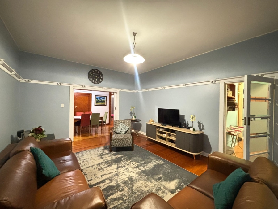 2 Bedroom Property for Sale in Glenwood KwaZulu-Natal