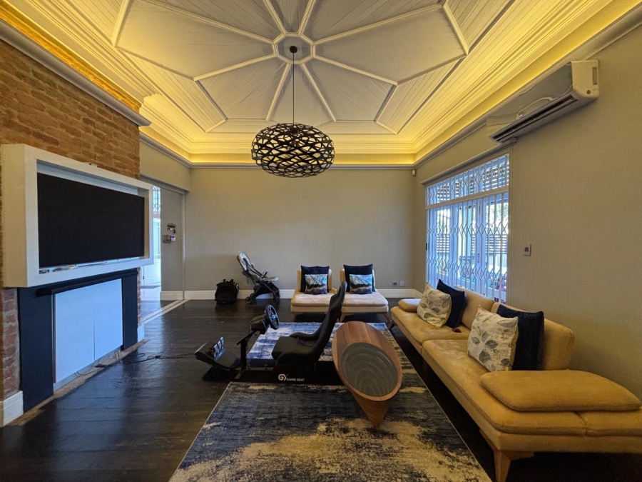 4 Bedroom Property for Sale in Essenwood KwaZulu-Natal