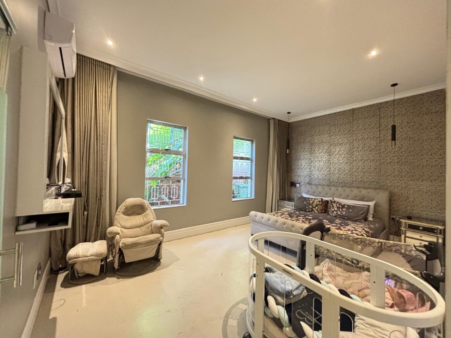 4 Bedroom Property for Sale in Essenwood KwaZulu-Natal