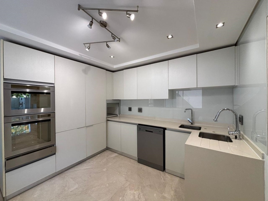 3 Bedroom Property for Sale in Essenwood KwaZulu-Natal