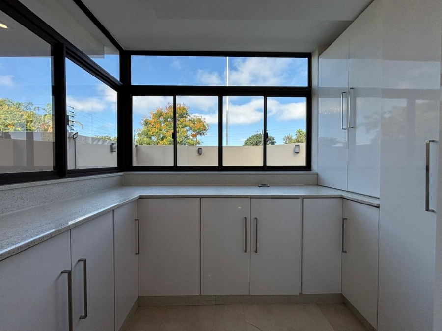 3 Bedroom Property for Sale in Essenwood KwaZulu-Natal