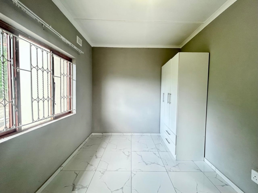 To Let 1 Bedroom Property for Rent in Reservoir Hills KwaZulu-Natal