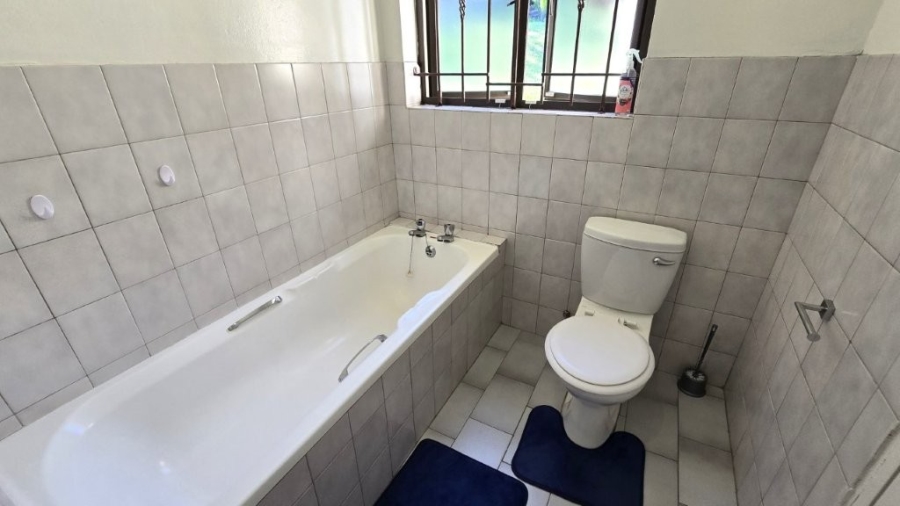 4 Bedroom Property for Sale in Farningham Ridge KwaZulu-Natal