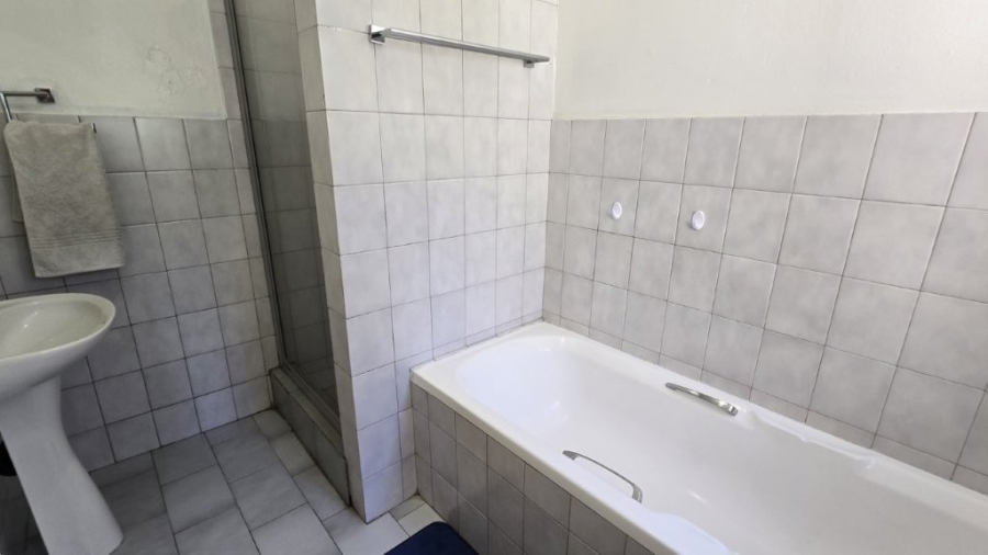 4 Bedroom Property for Sale in Farningham Ridge KwaZulu-Natal