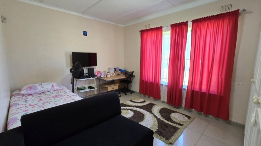 4 Bedroom Property for Sale in Farningham Ridge KwaZulu-Natal