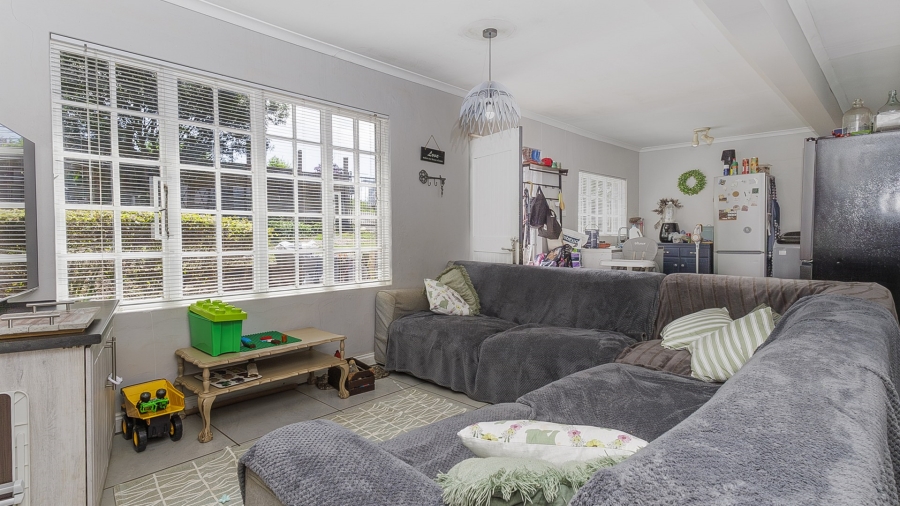 3 Bedroom Property for Sale in Waterfall KwaZulu-Natal