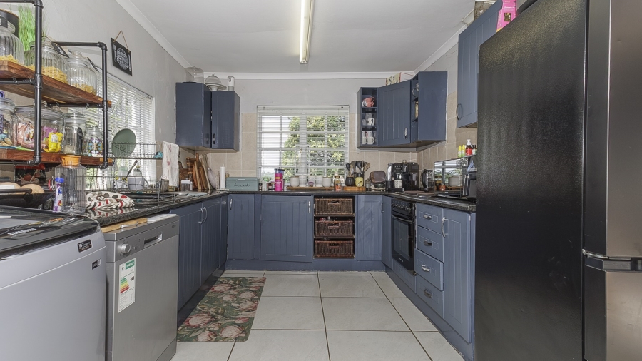 3 Bedroom Property for Sale in Waterfall KwaZulu-Natal