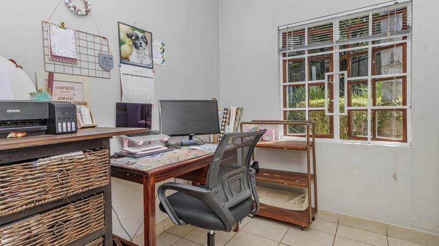 3 Bedroom Property for Sale in Waterfall KwaZulu-Natal