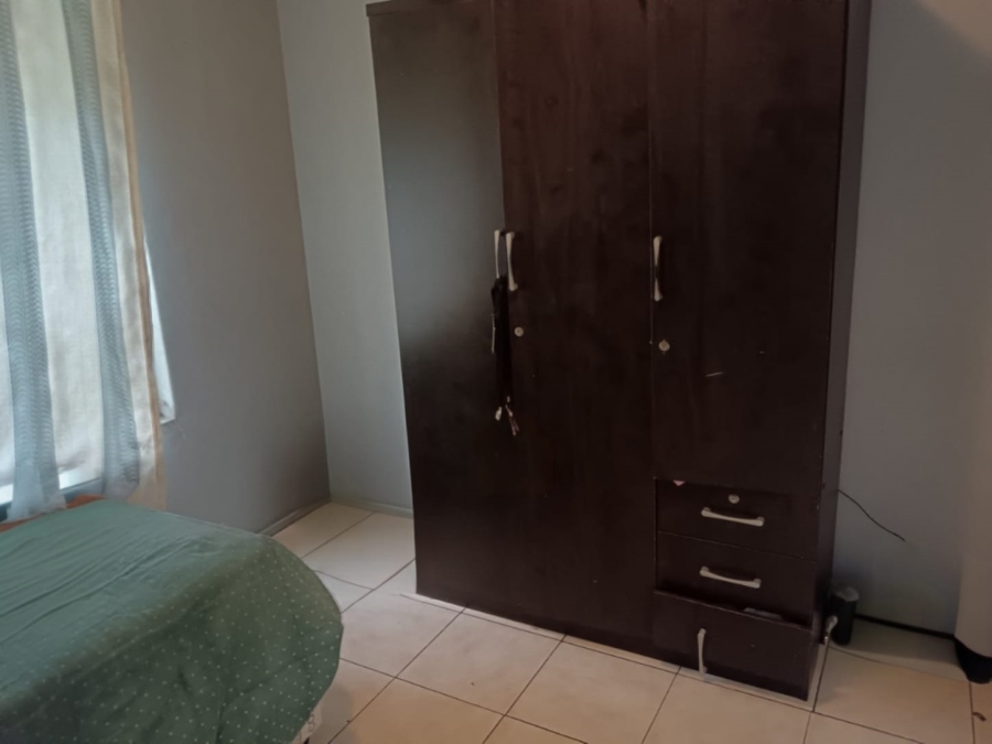 To Let 1 Bedroom Property for Rent in Yellowwood Park KwaZulu-Natal