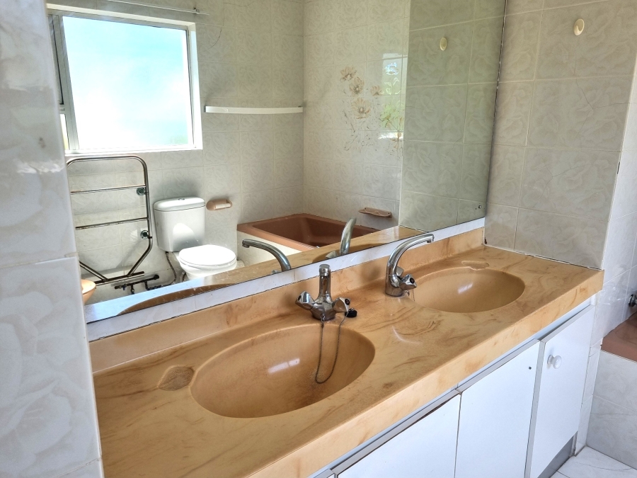 3 Bedroom Property for Sale in Umhlanga KwaZulu-Natal