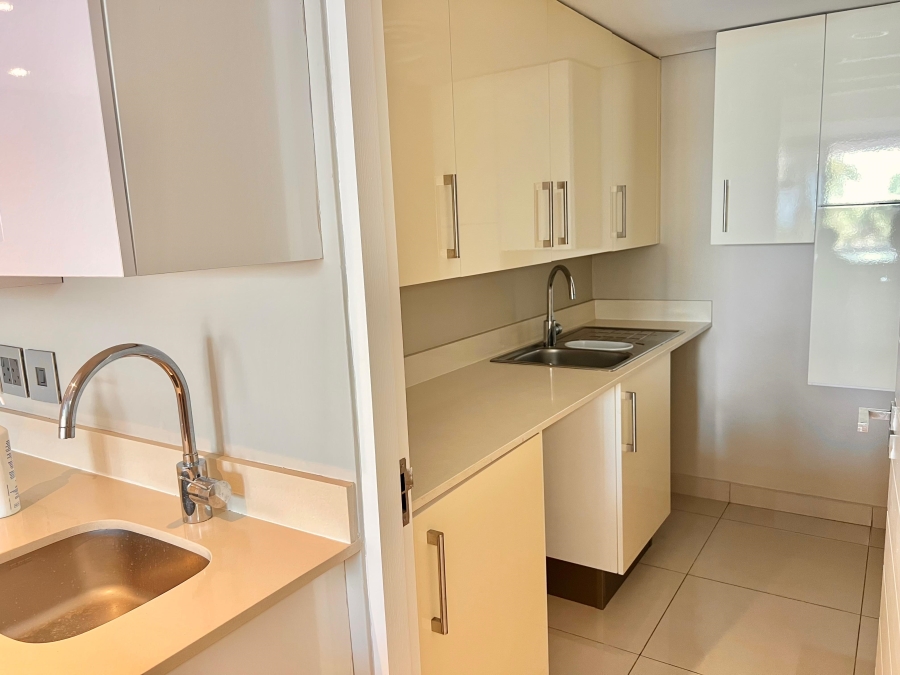 2 Bedroom Property for Sale in Umhlanga KwaZulu-Natal