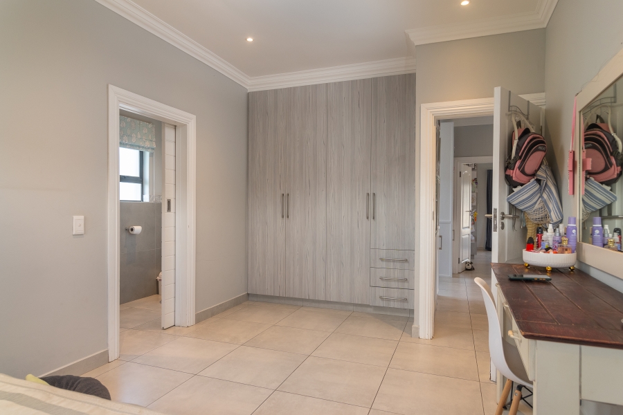 3 Bedroom Property for Sale in Salt Rock KwaZulu-Natal