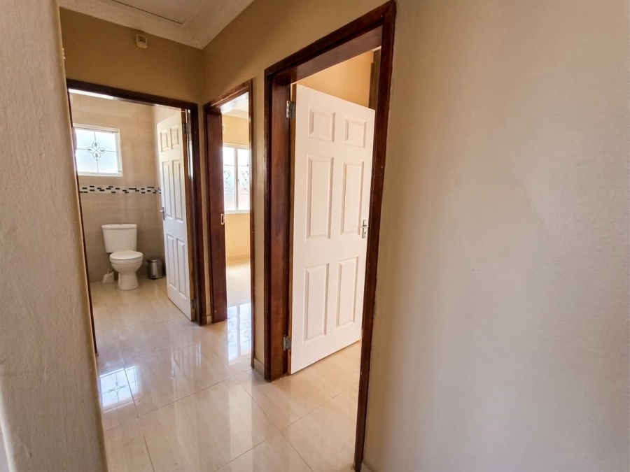 2 Bedroom Property for Sale in Suriya Heights KwaZulu-Natal