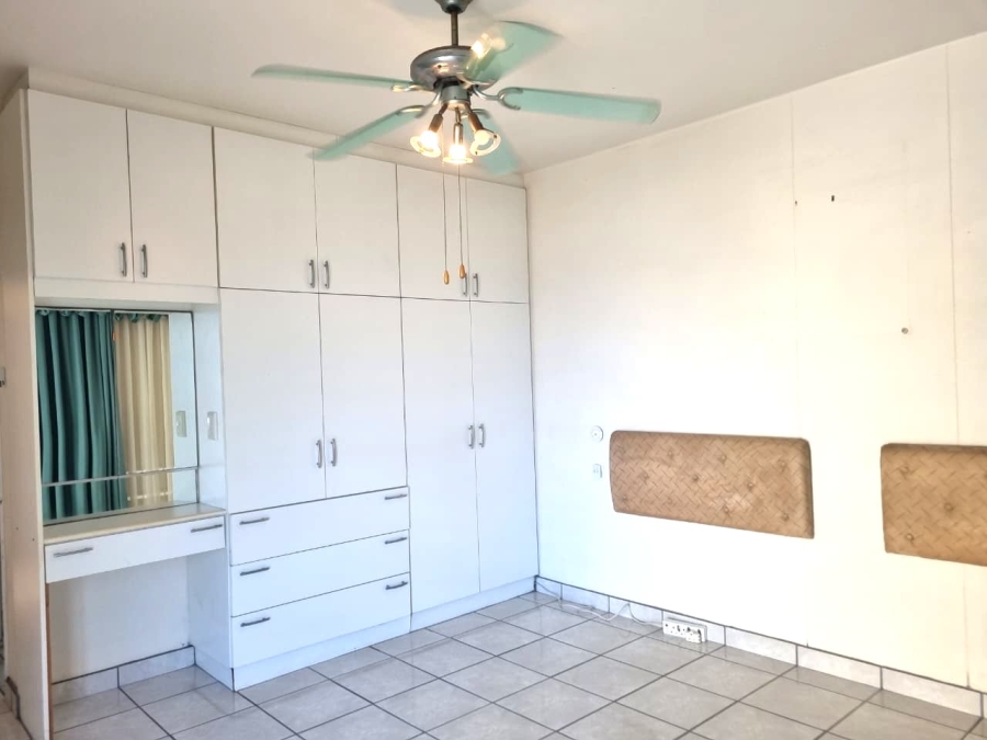 3 Bedroom Property for Sale in Amanzimtoti KwaZulu-Natal