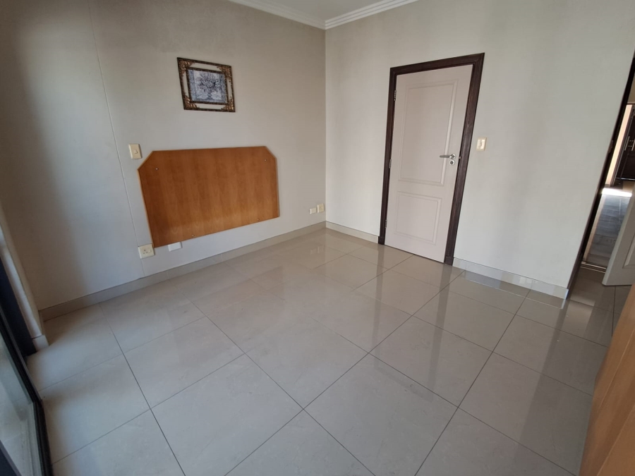 1 Bedroom Property for Sale in New Town Centre KwaZulu-Natal