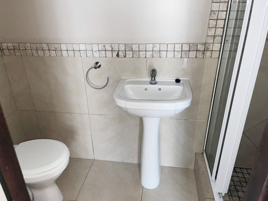 1 Bedroom Property for Sale in New Town Centre KwaZulu-Natal