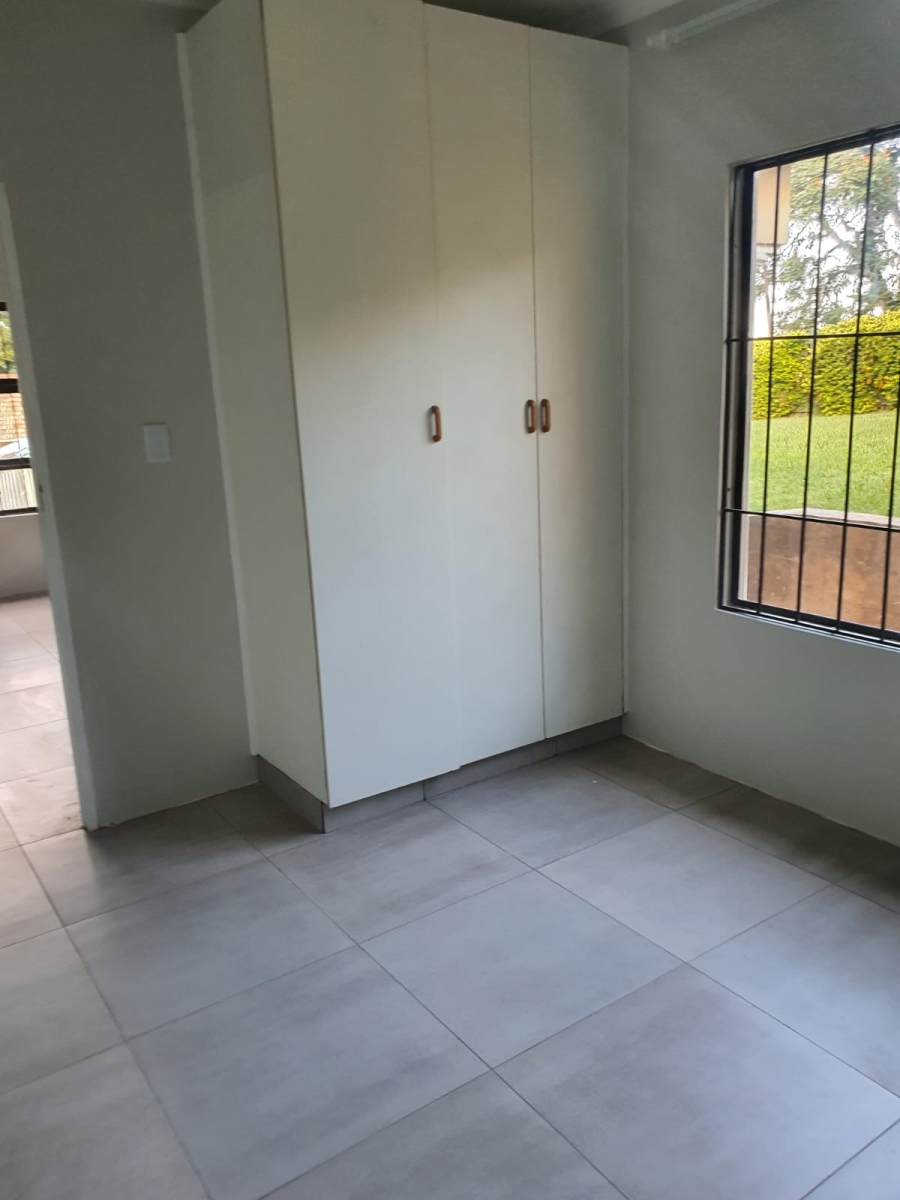 To Let 2 Bedroom Property for Rent in Prestbury KwaZulu-Natal