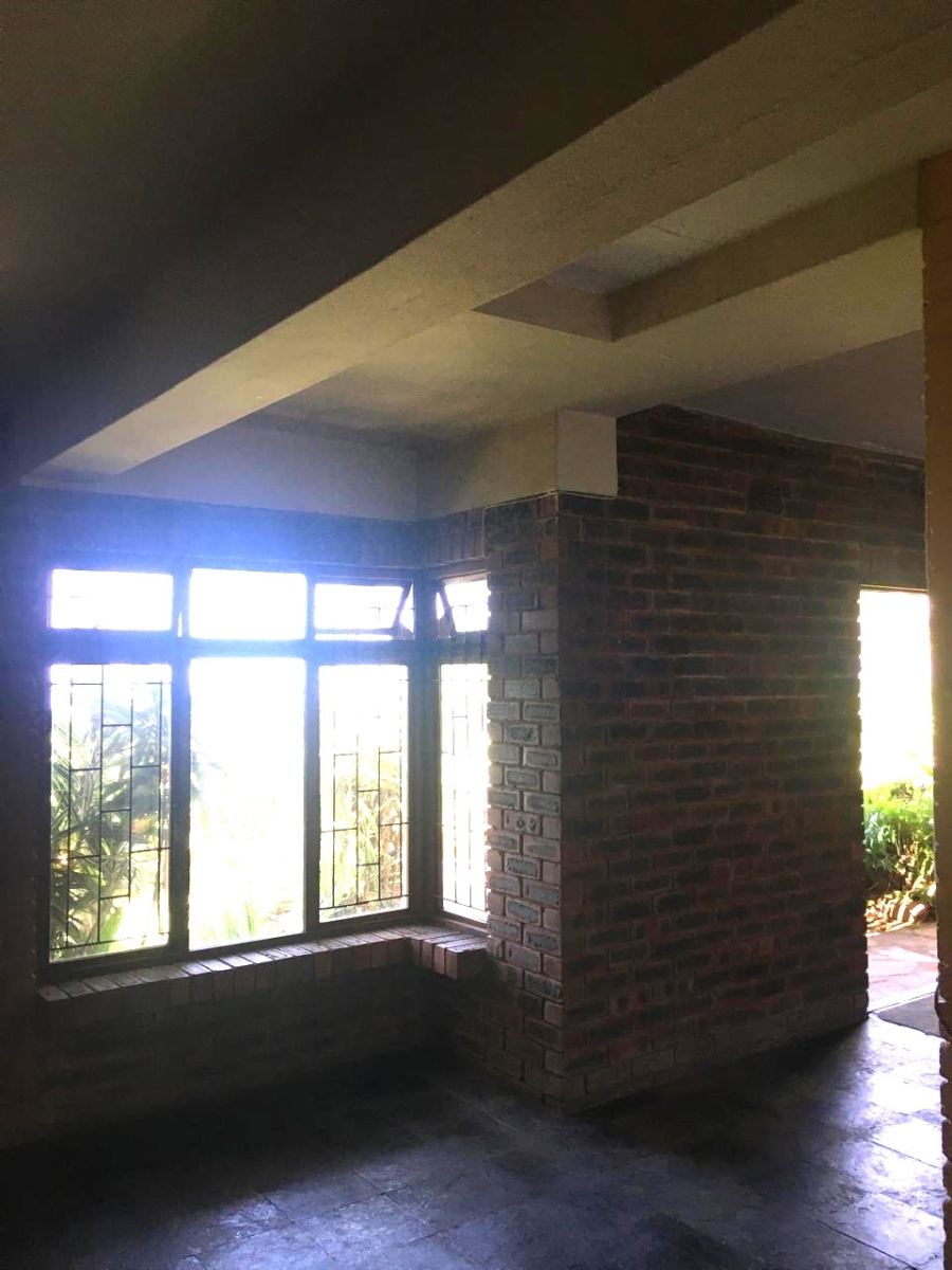 To Let 1 Bedroom Property for Rent in Durban North KwaZulu-Natal