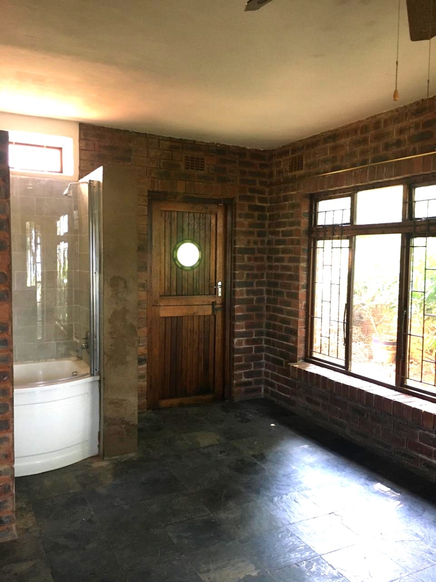 To Let 1 Bedroom Property for Rent in Durban North KwaZulu-Natal