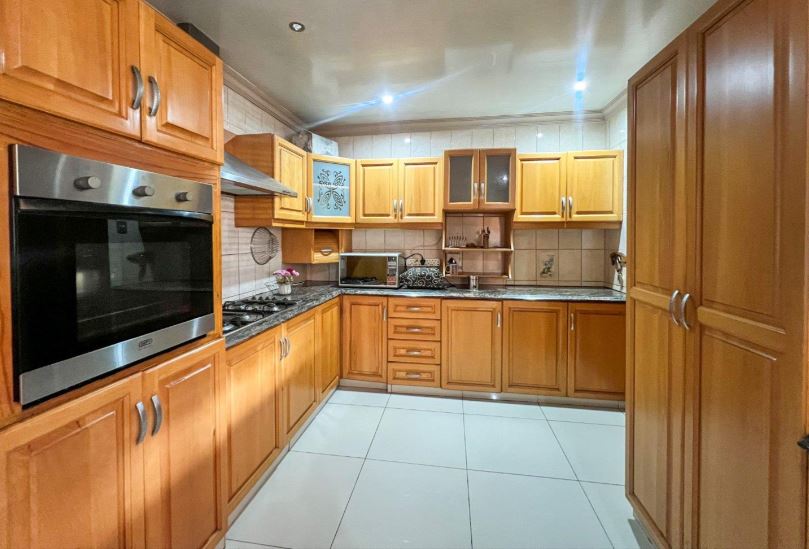 5 Bedroom Property for Sale in Orient Heights KwaZulu-Natal