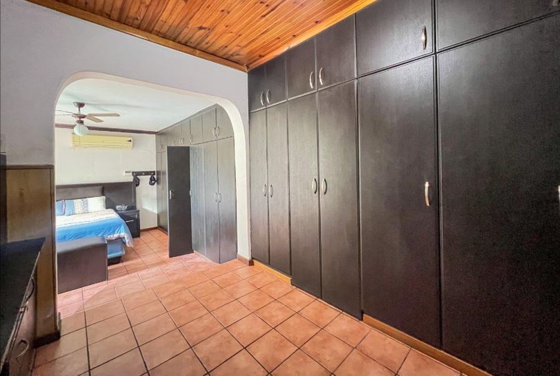 5 Bedroom Property for Sale in Orient Heights KwaZulu-Natal