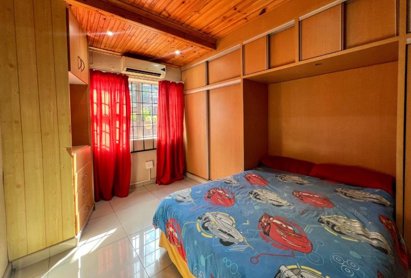 5 Bedroom Property for Sale in Orient Heights KwaZulu-Natal