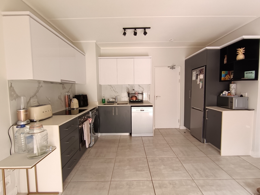 To Let 1 Bedroom Property for Rent in Izinga KwaZulu-Natal