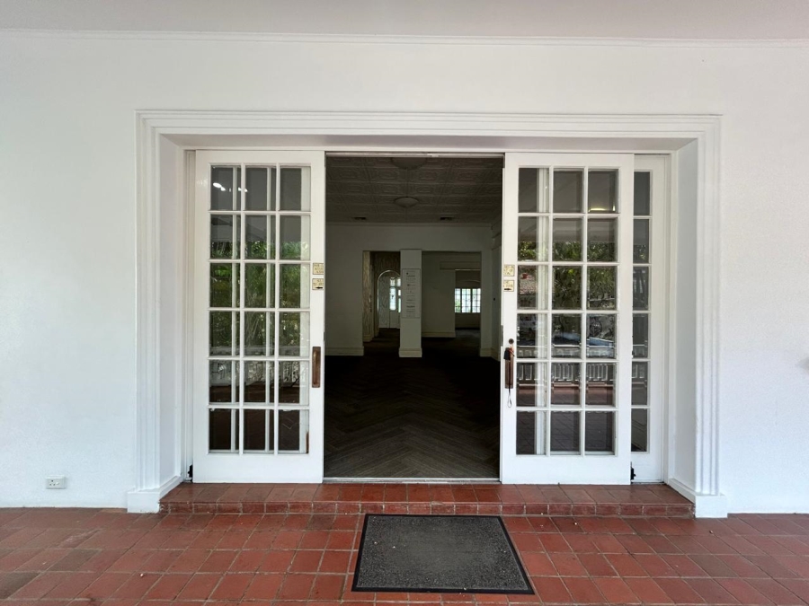 To Let Commercial Property for Rent in Windermere KwaZulu-Natal