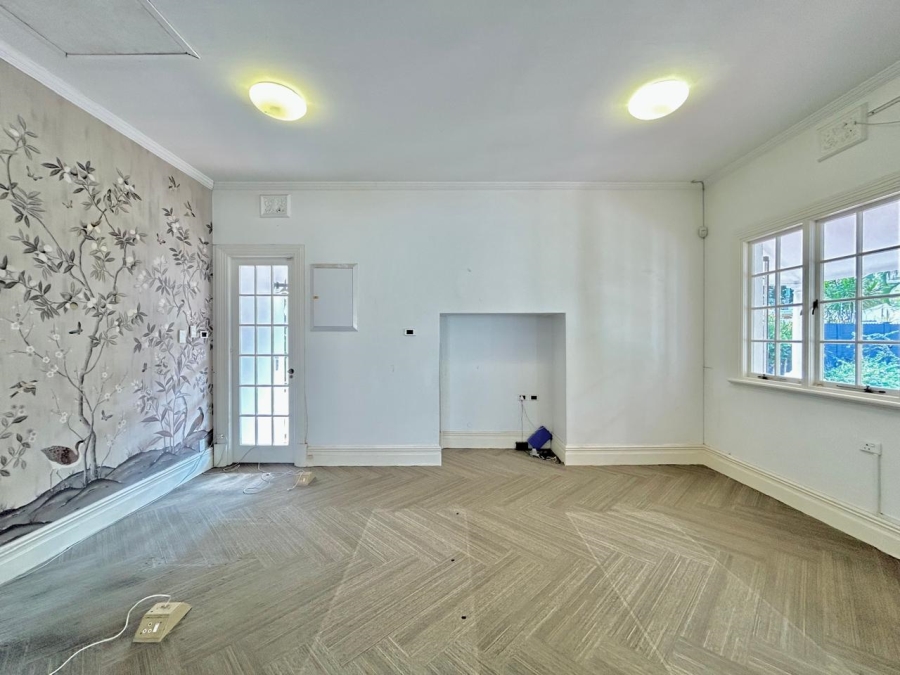 To Let Commercial Property for Rent in Windermere KwaZulu-Natal