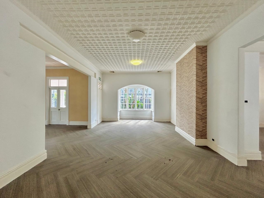 To Let Commercial Property for Rent in Windermere KwaZulu-Natal