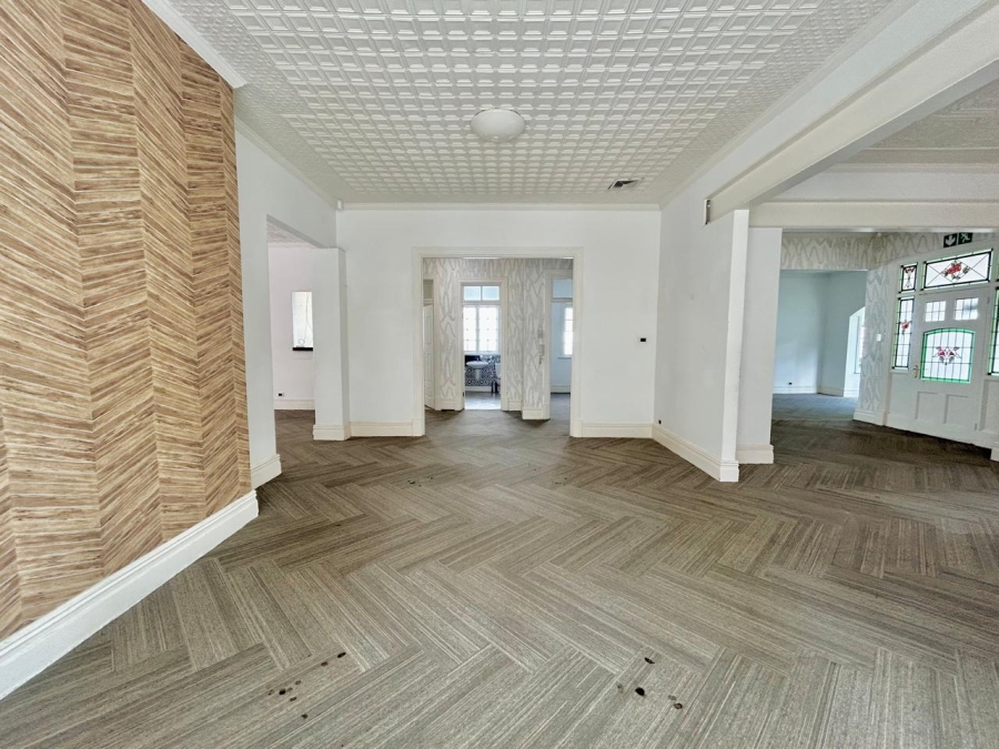 To Let Commercial Property for Rent in Windermere KwaZulu-Natal