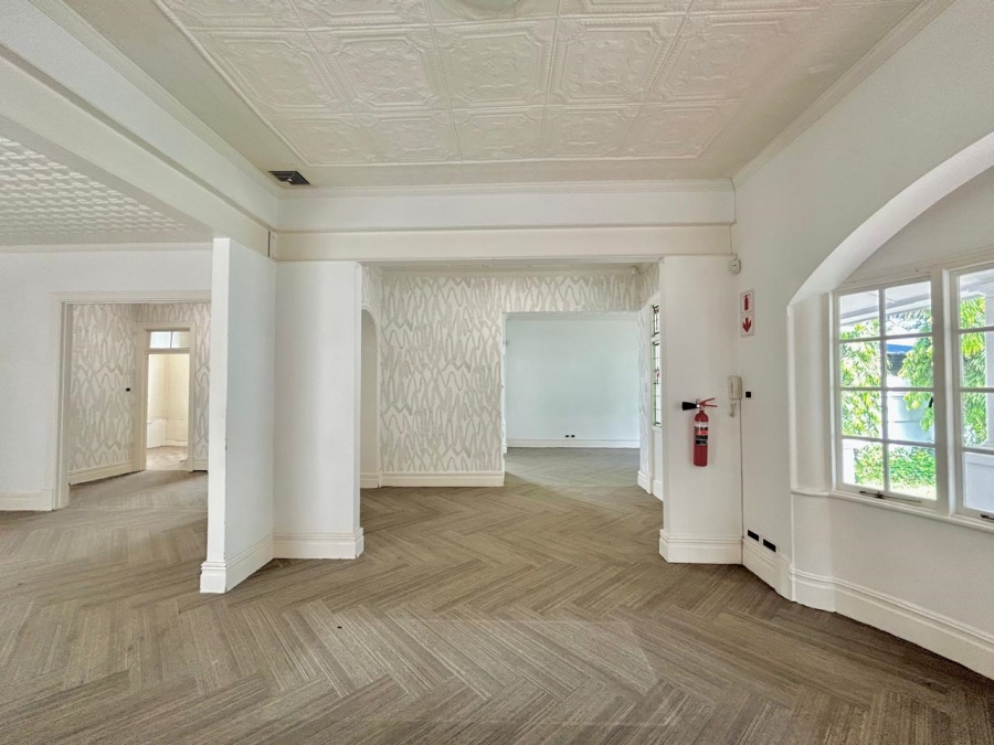 To Let Commercial Property for Rent in Windermere KwaZulu-Natal