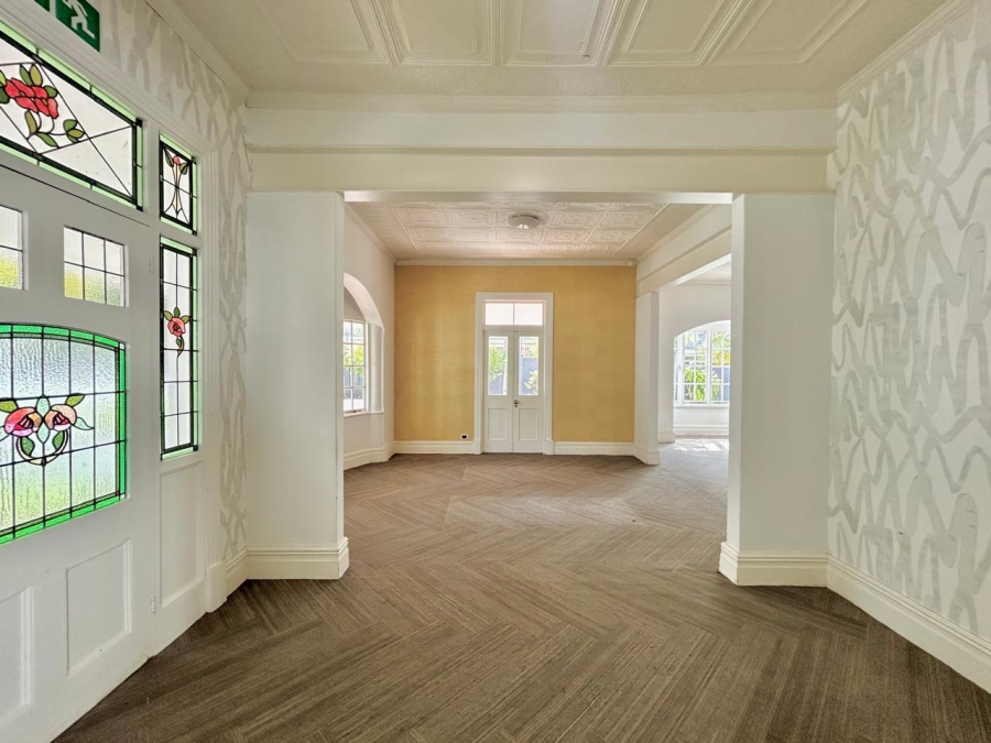 To Let Commercial Property for Rent in Windermere KwaZulu-Natal