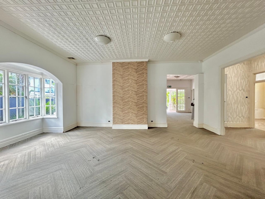 To Let Commercial Property for Rent in Windermere KwaZulu-Natal