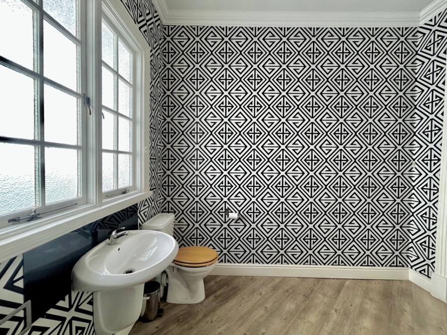 To Let Commercial Property for Rent in Windermere KwaZulu-Natal