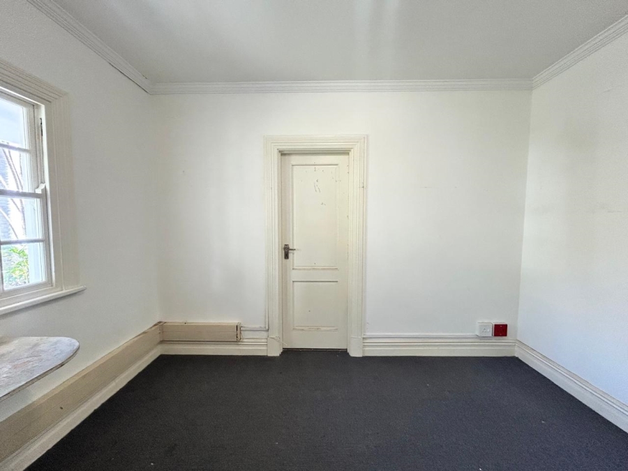 To Let Commercial Property for Rent in Windermere KwaZulu-Natal