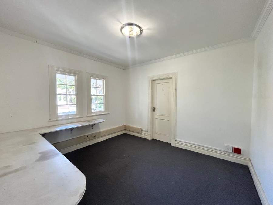 To Let Commercial Property for Rent in Windermere KwaZulu-Natal