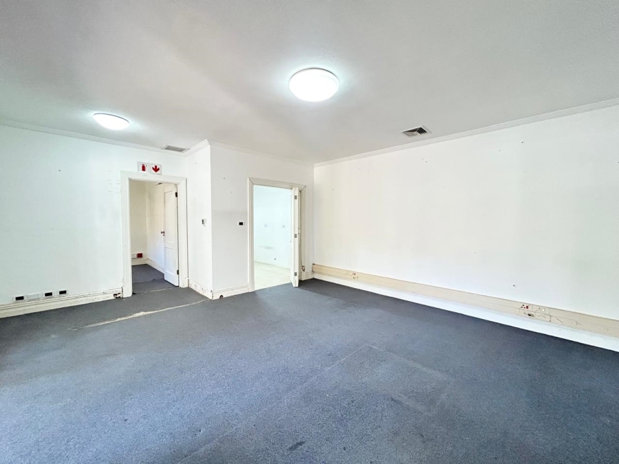 To Let Commercial Property for Rent in Windermere KwaZulu-Natal